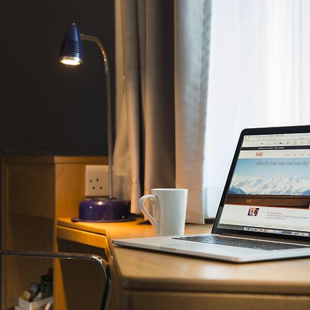 Holiday Inn Express Stoke-On-Trent By Ihg Ngoại thất bức ảnh