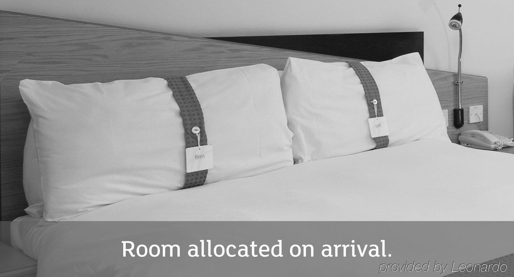 Holiday Inn Express Stoke-On-Trent By Ihg Ngoại thất bức ảnh