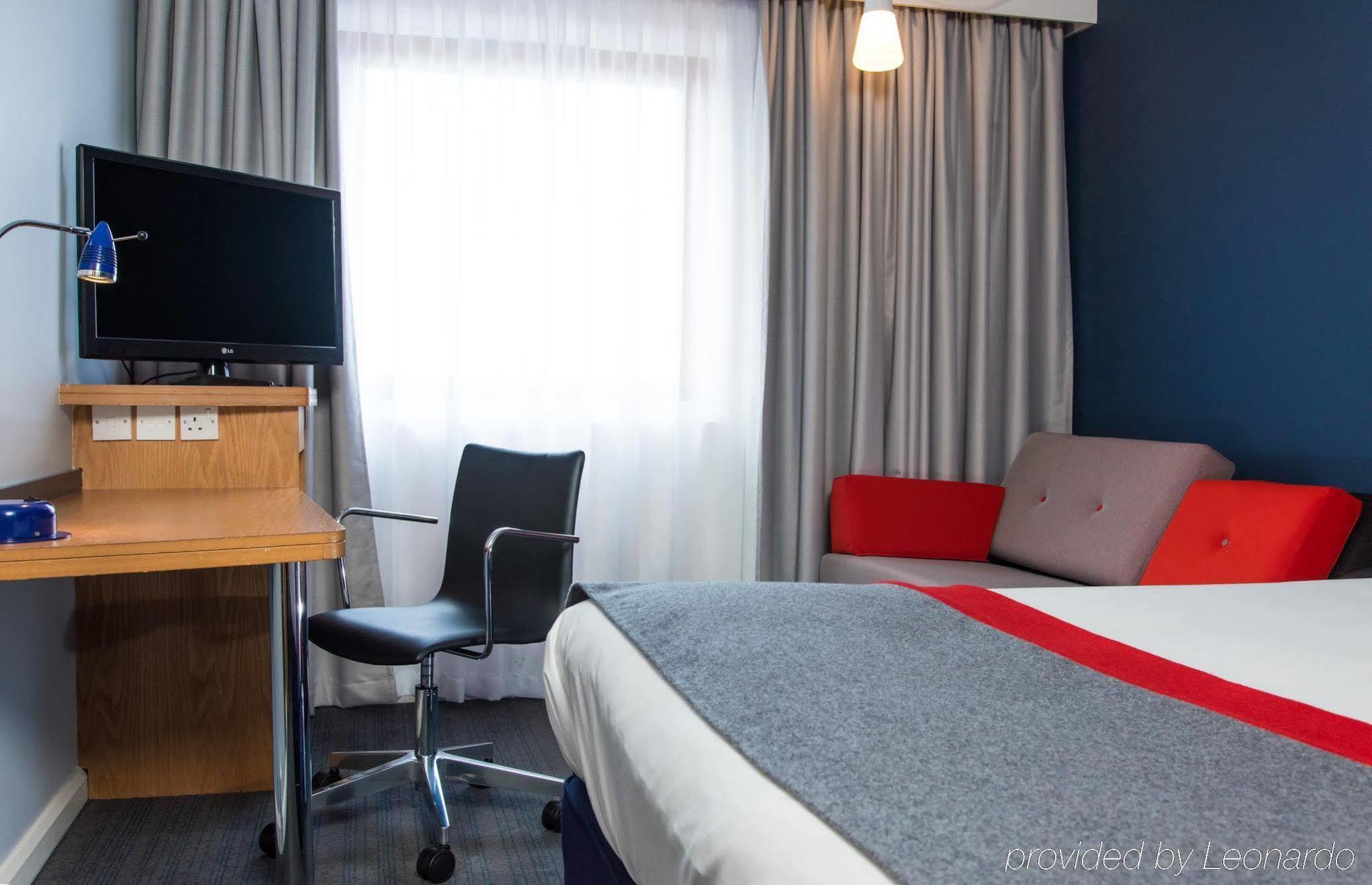 Holiday Inn Express Stoke-On-Trent By Ihg Ngoại thất bức ảnh