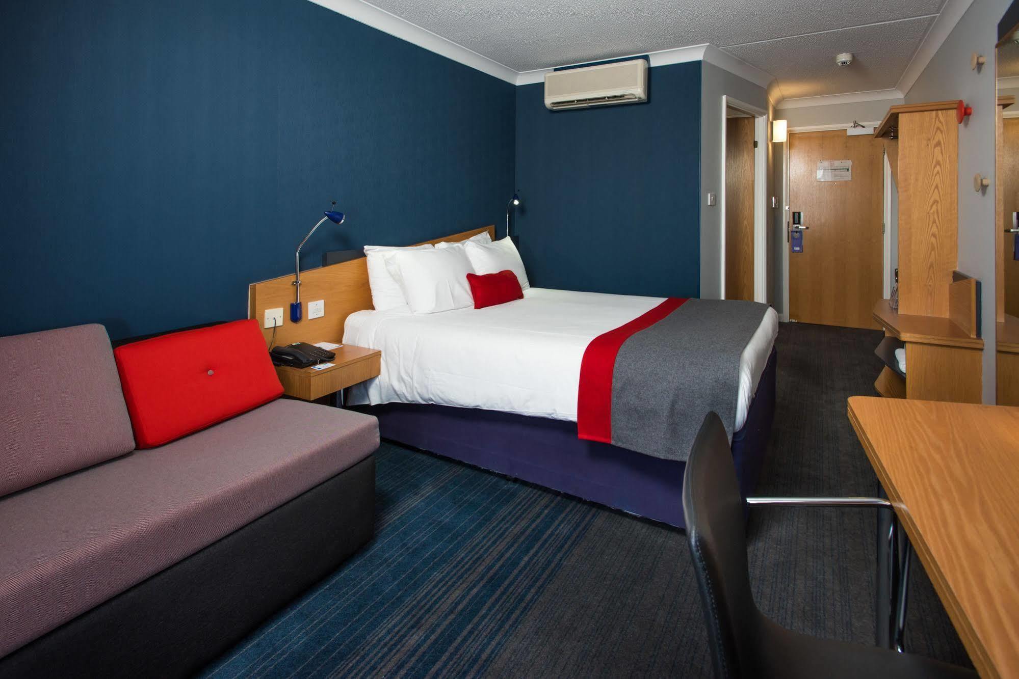 Holiday Inn Express Stoke-On-Trent By Ihg Ngoại thất bức ảnh